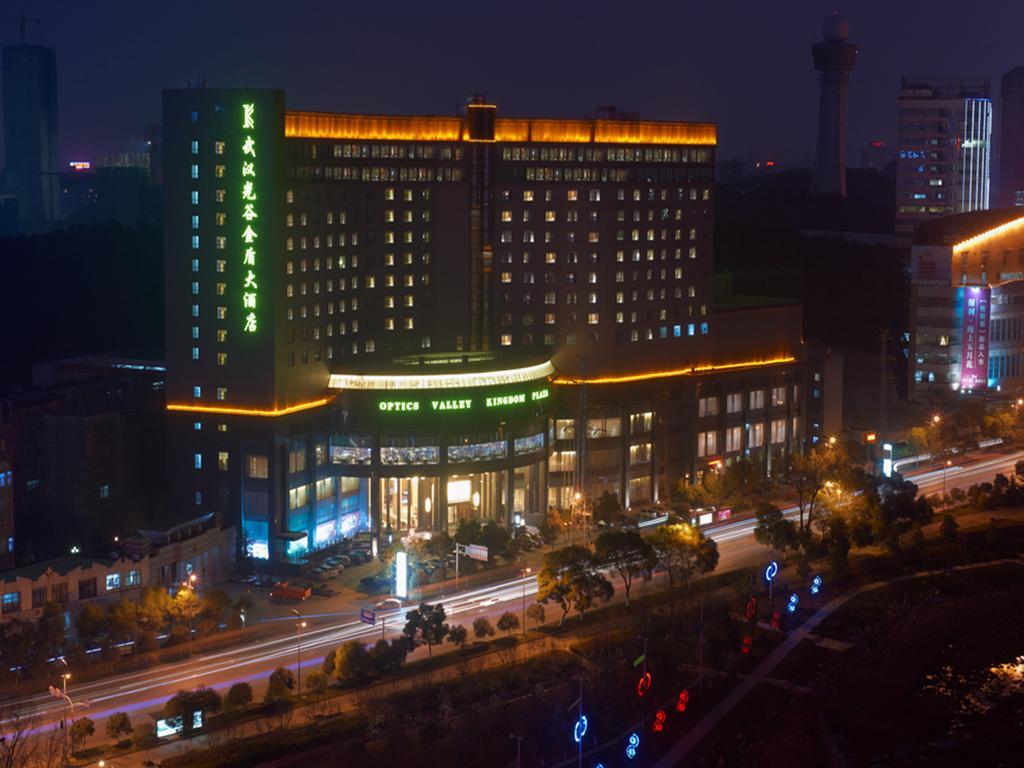 Optics Valley Kingdom Plaza Wuhan Bagian luar foto